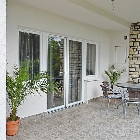 Tatil Evi Napfeny Nyaralo Siofok